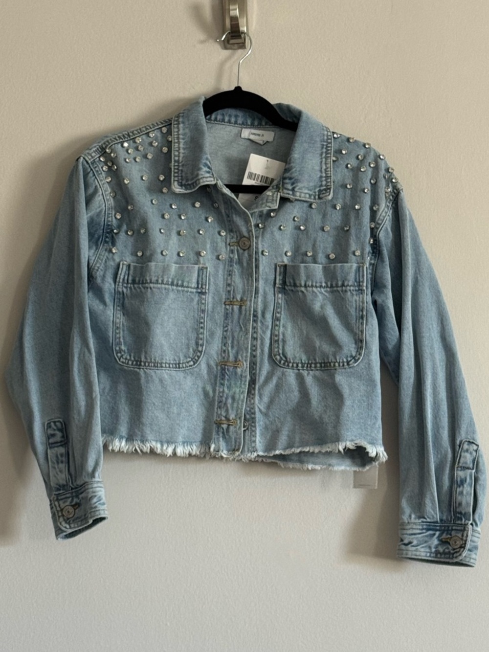 NWT Forever 21 Rhinestone Studded Light Wash Cropped Denim Jacket